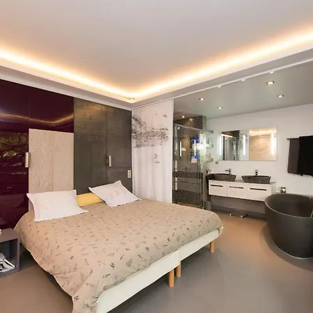 Appartamento Luxury  5 Bedroom Avenue Foch *